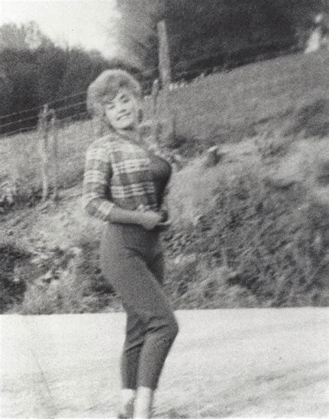 dolly parton teenage photos|dolly parton age 18.